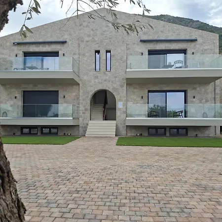 Holiday home Rafiki Nydri (Lefkada)